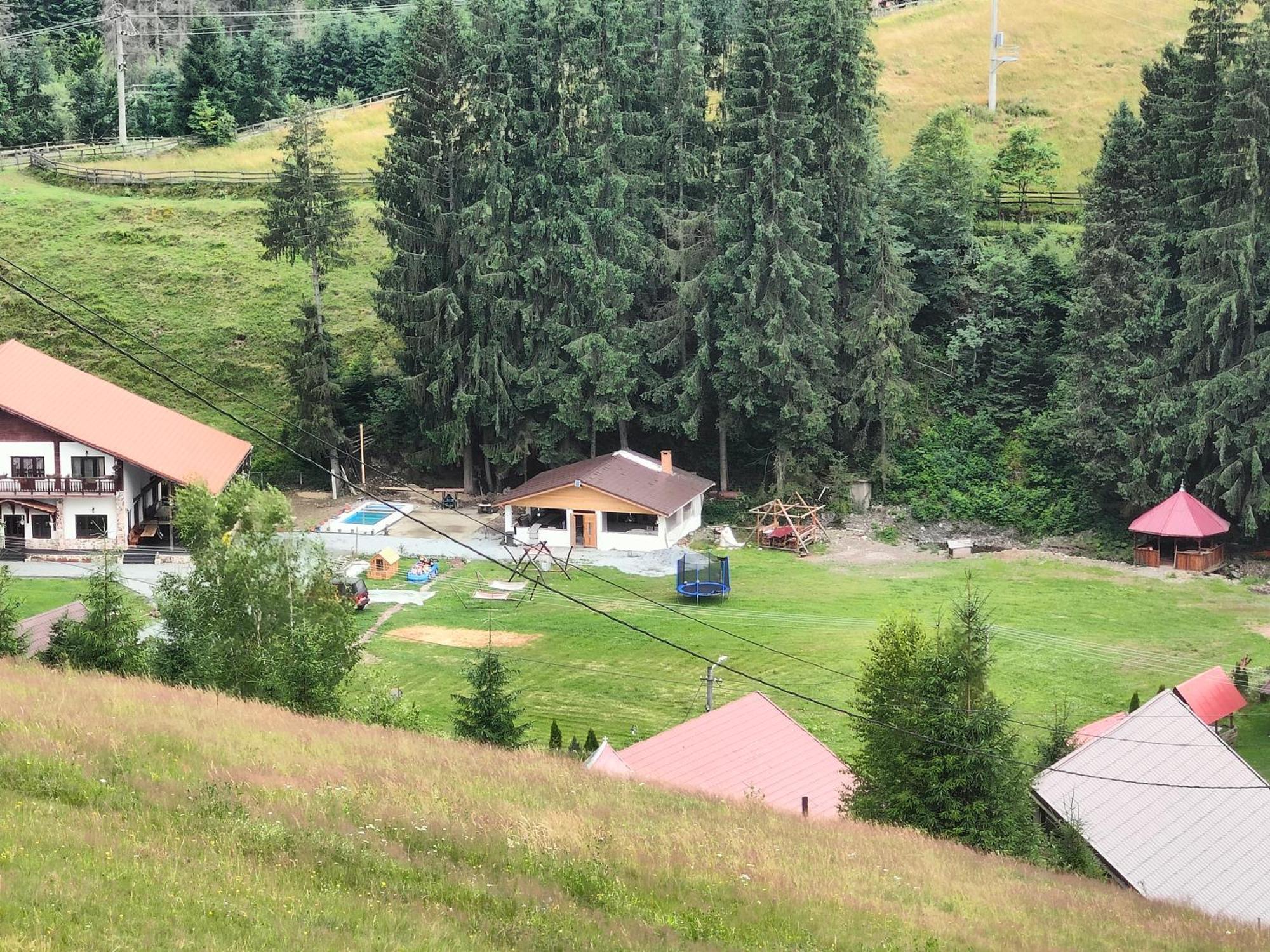 Pensiunea Trei Brazi Arieşeni Eksteriør bilde